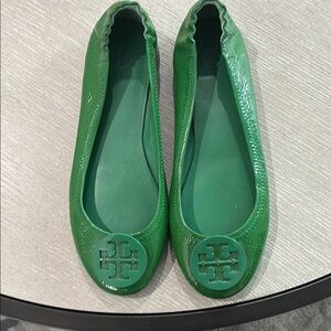 Size 9 Tory Burch Green Patent Leather Flats